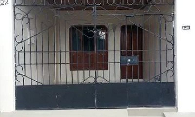 Aluga-Se Casa No Bai...