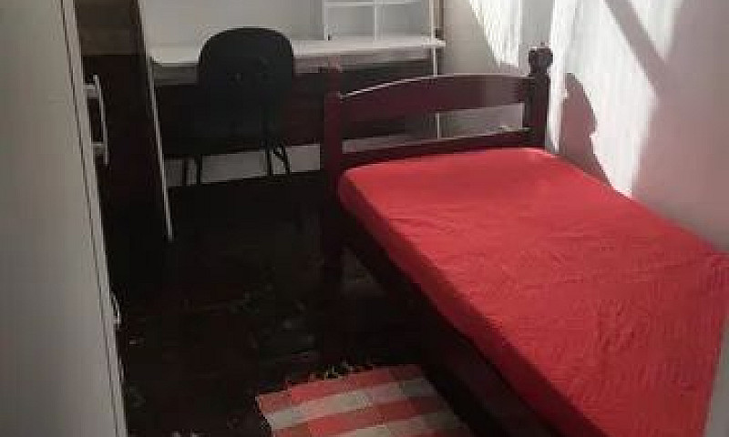 Quarto Individual Fe...
