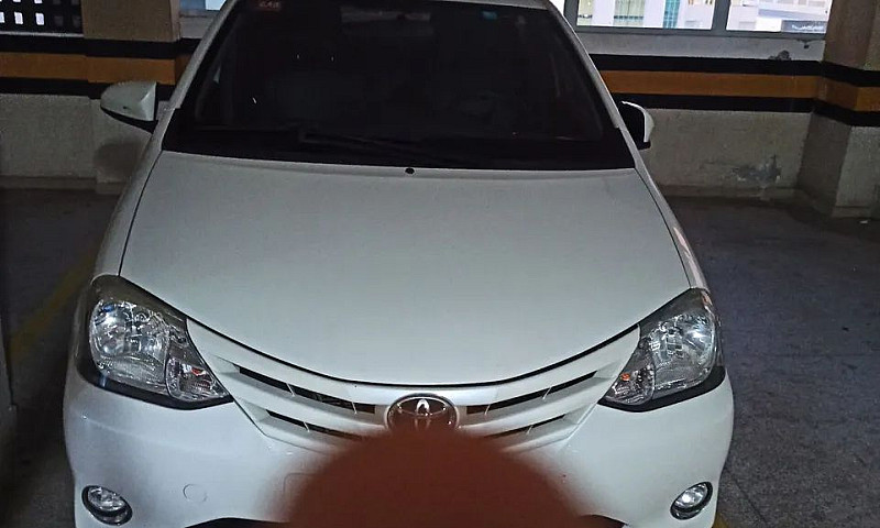 Toyota Etios X 1.3 F...