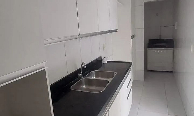 Alugo Casa Com Pisci...