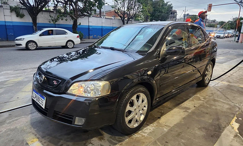 Chevrolet Astra Adva...