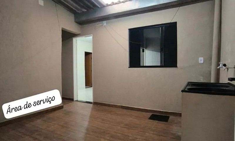 Alugo Casa De 1 Quar...