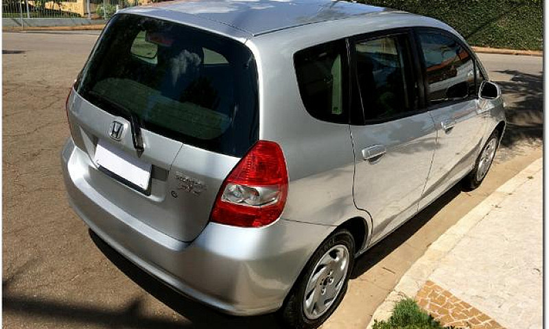 Honda Fit Lx 2005 1....