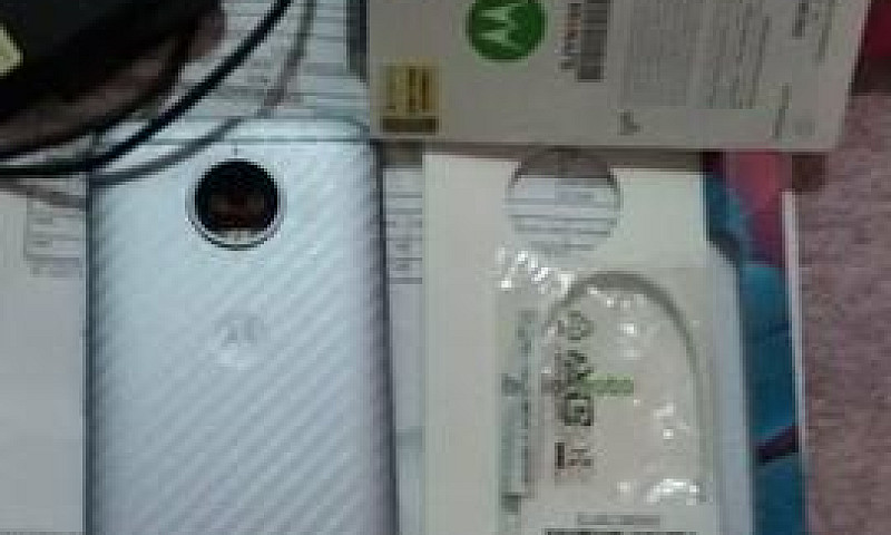 Vende-Se Moto G5 Plu...