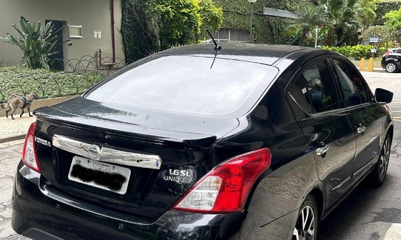 Nissan Versa 2016/16...
