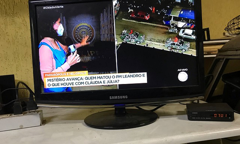 Tv Monitor Lcd 20?...