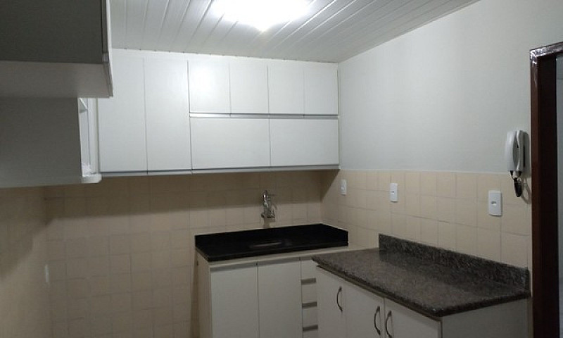 Aluga-Se Casa 2 Quar...