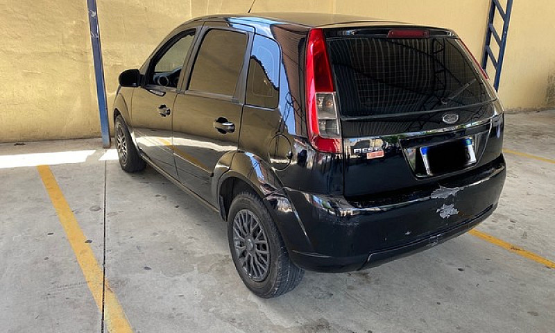 Ford Fiesta (Hatch) ...