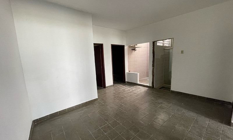 Vendo Casa No Bairro...
