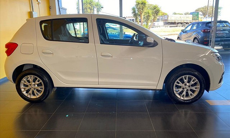 Renault Sandero 1.0 ...