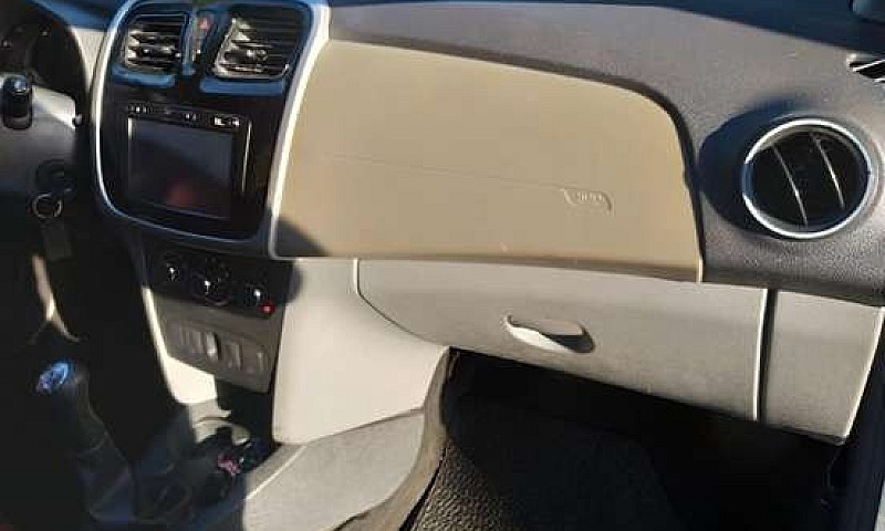 Renault Logan 1.0 20...