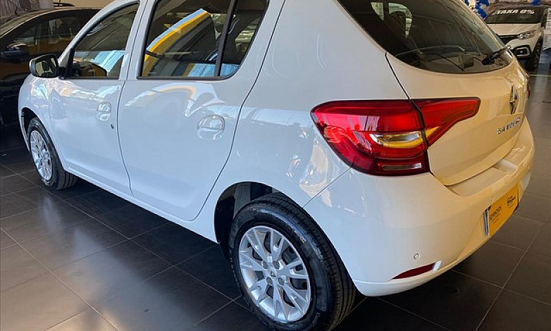 Renault Sandero 1.0 ...