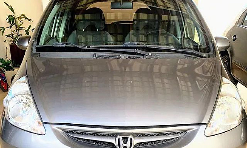 Honda Fit Muito Cons...