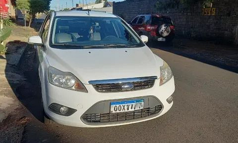 Vendo Ford Focus Hat...