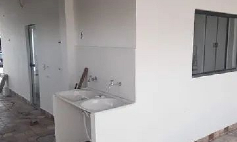 Alugo Casa De 4 Quar...