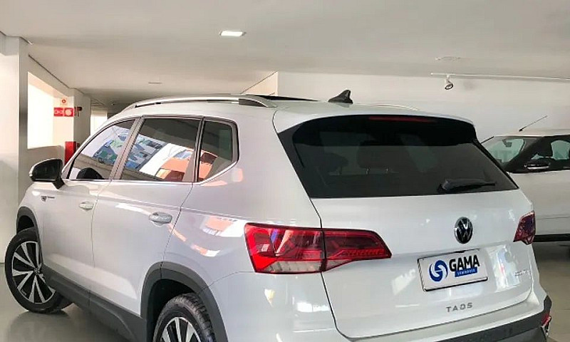 Volkswagen Taos High...