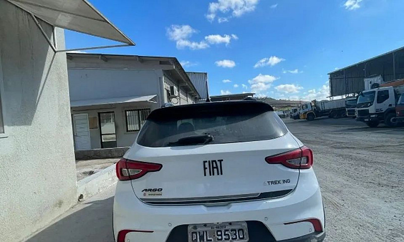 Fiat Argo Trekking 1...