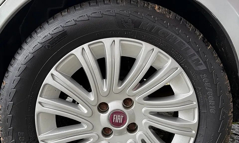 Fiat Grand Siena Ess...