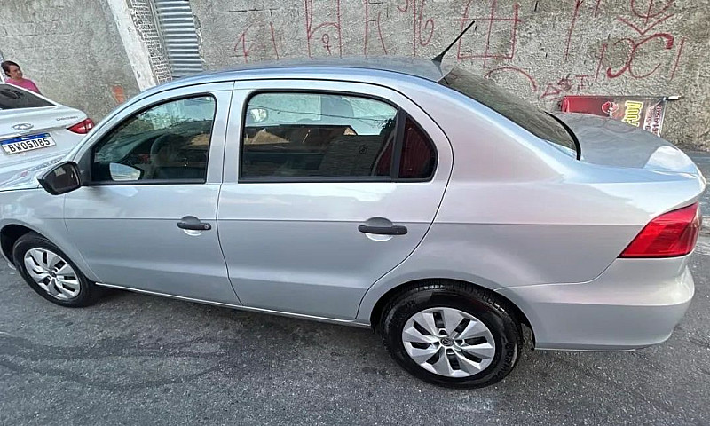 Volkswagen Voyage Tr...