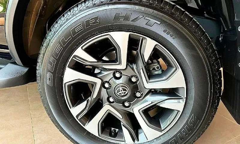 Toyota Hilux Sw4 Dia...