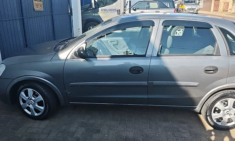 Chevrolet Corsa Hat....