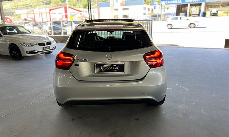 Mercedes-Benz Classe...