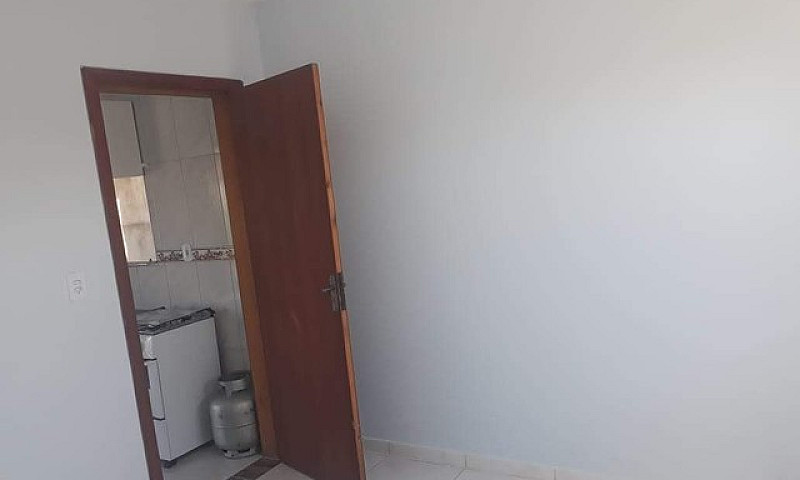 Aluga-Se Kitnet Semi...