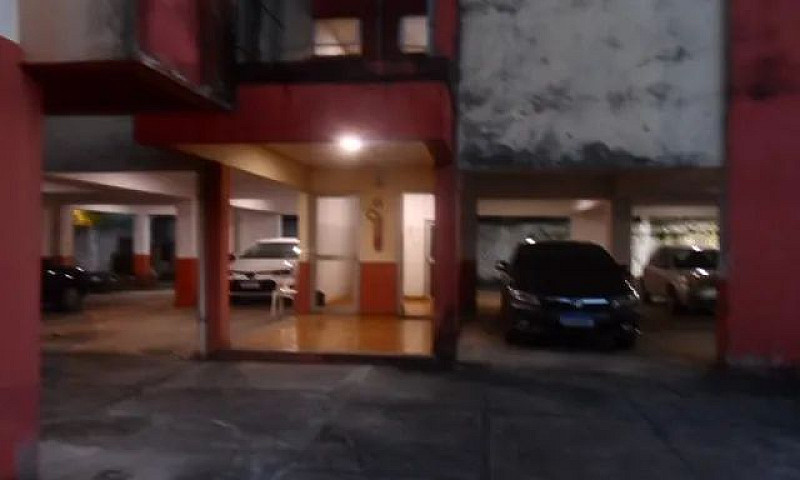 Apartamento Ed Henri...