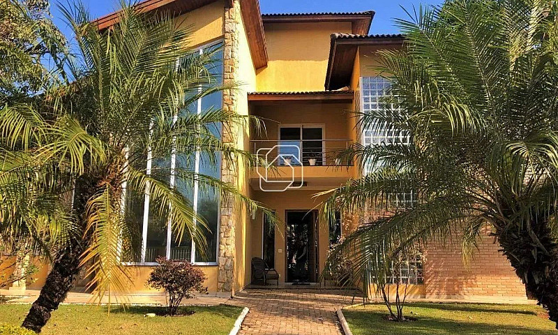 Casa De Condomínio E...