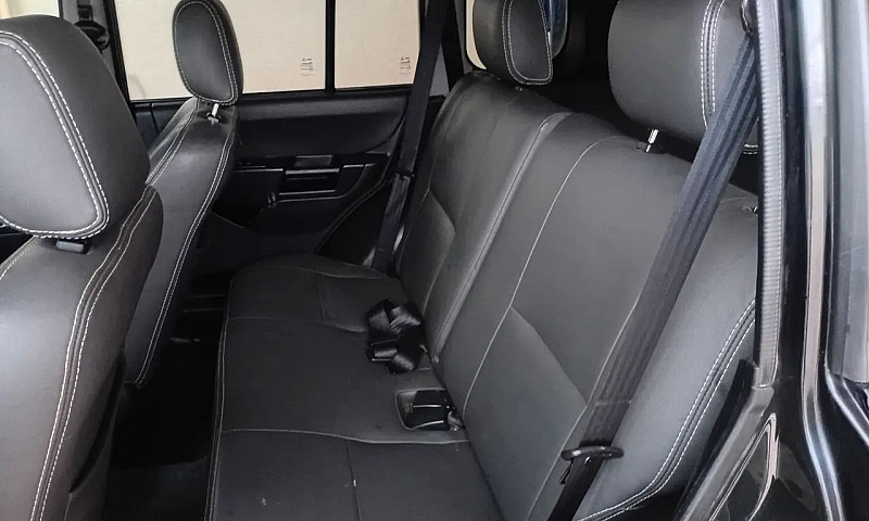 Mitsubishi Pajero Tr...