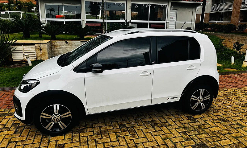 Volkswagen Up! Extre...