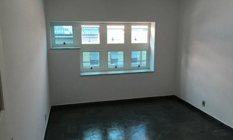 Casa/Prédio Comercia...