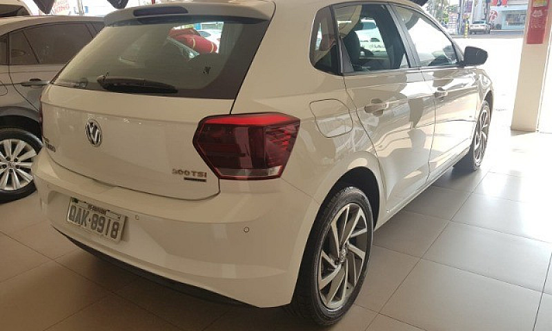 Polo 200Tsi Highline...