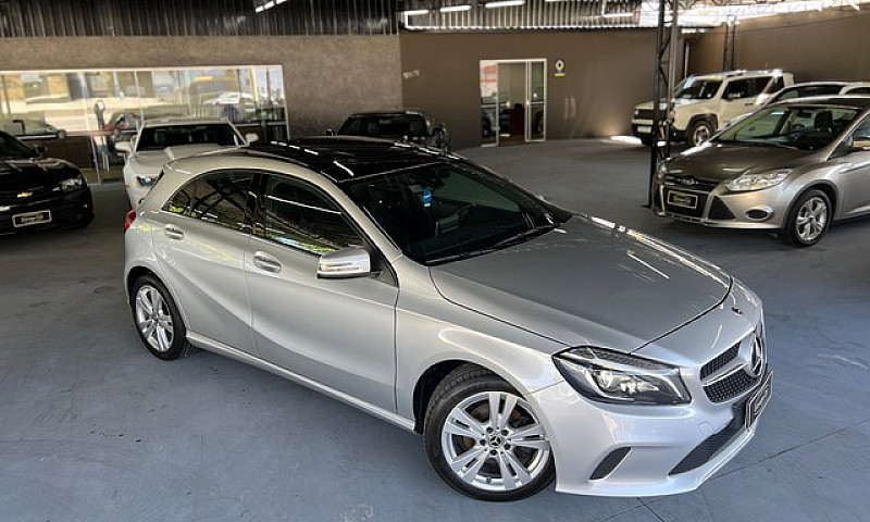 Mercedes-Benz Classe...