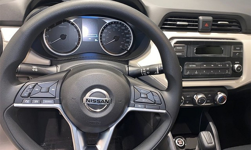 Nissan Versa 1.6 16V...