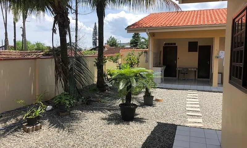 Sobrado No Saguaçu...