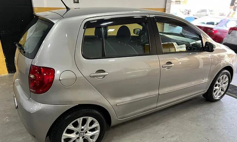 Volkswagen Fox Trend...