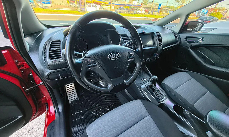 Kia Motors Cerato 1....