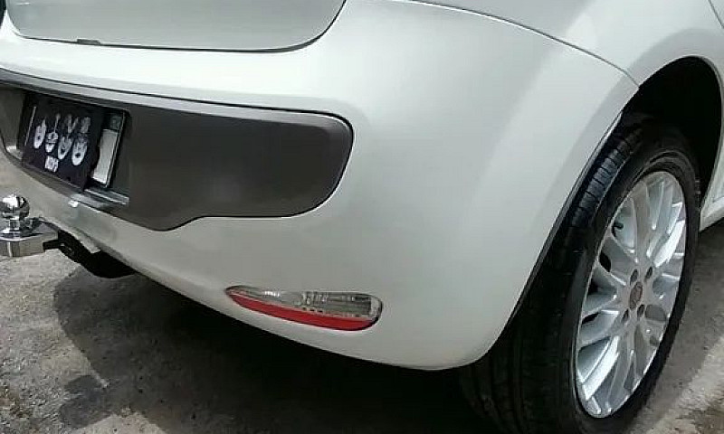 Fiat Punto Essence 1...