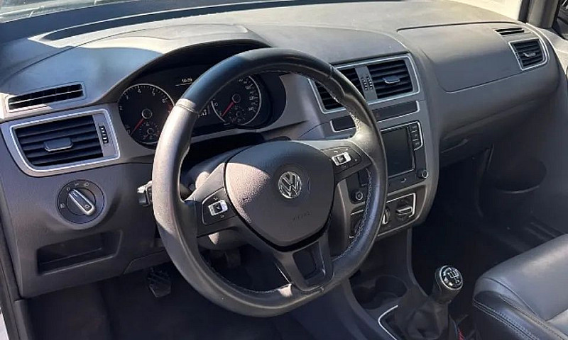 Volkswagen Fox Conne...