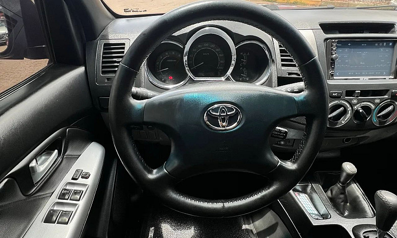 Hilux Cd Srv  4X4 3...