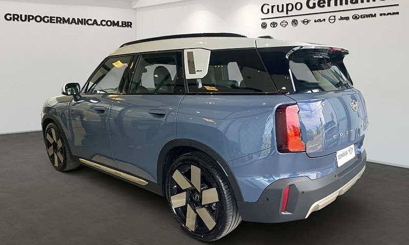Mini Cooper Country....