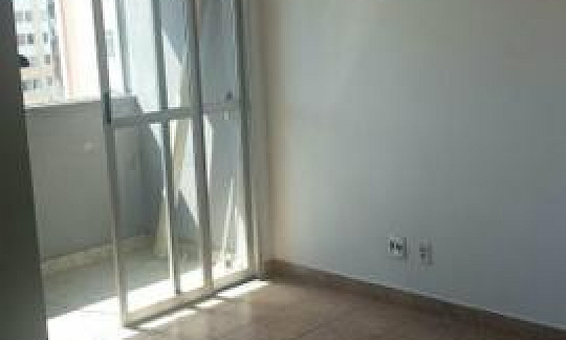 Aluga-Se Apartamento...