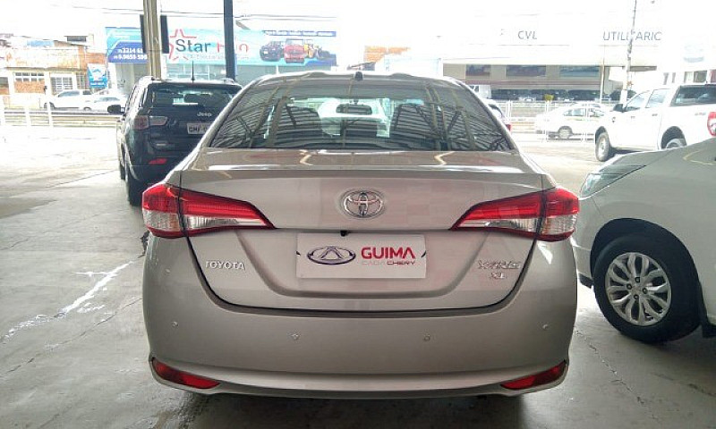 Toyota Yaris Sd Xl 1...