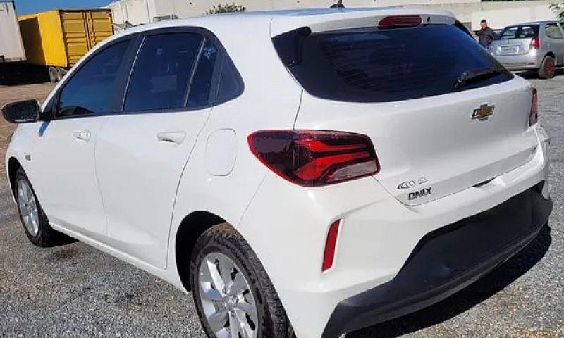 Chevrolet Onix Hatch...