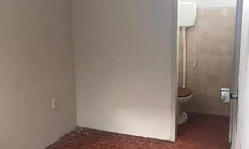 Quarto Dependência D...