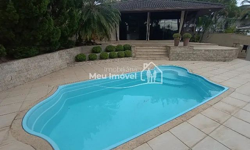 Casa 3 Dorm Com Pisc...