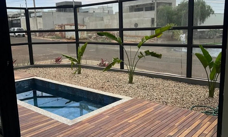 Linda Casa De Esquin...