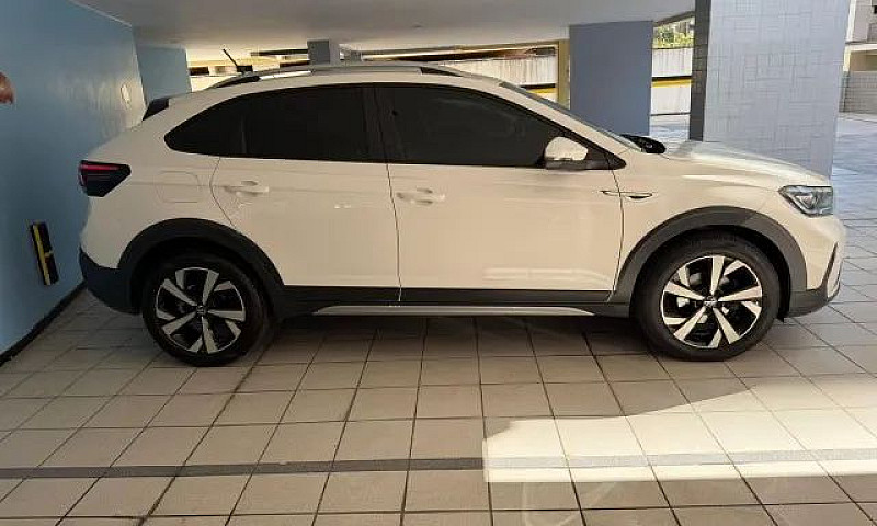 Volkswagen Nivus Hig...