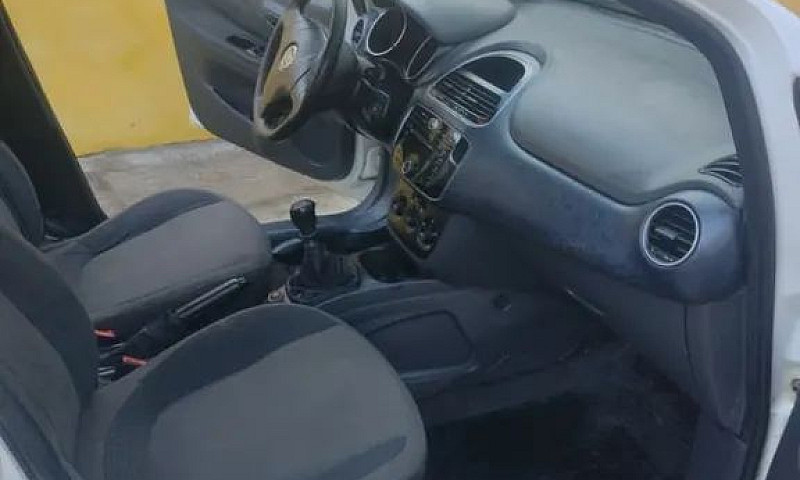 Fiat Punto Attractiv...